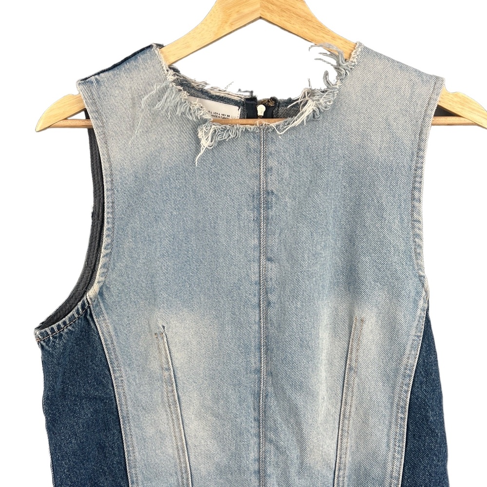 Zara Women’s Denim Dress Size L Two-Tone Sleeveless Raw Hem Distressed - Picture 2 of 7
